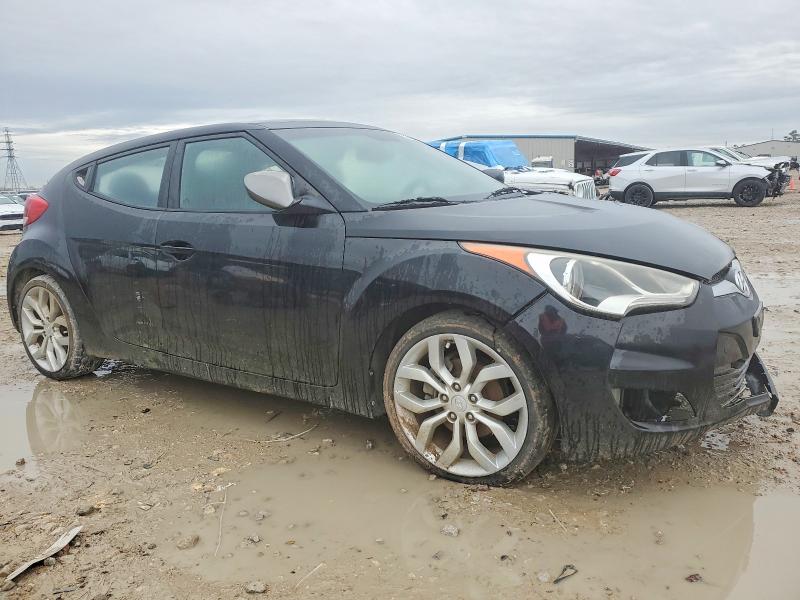 Photo 4 from auction – 2012 HYUNDAI VELOSTER with VIN KMHTC6AD3CU026982