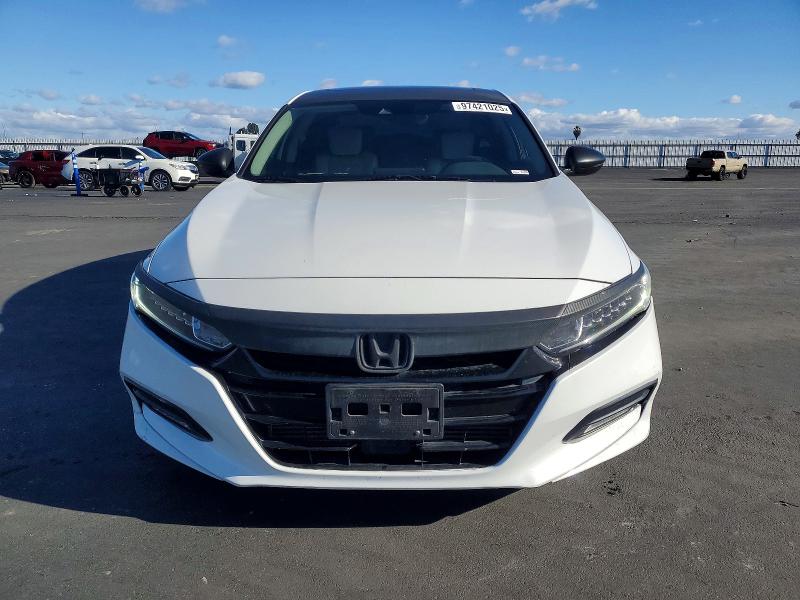 Photo 5 from auction – 2018 HONDA ACCORD with VIN 1HGCV1F51JA094958