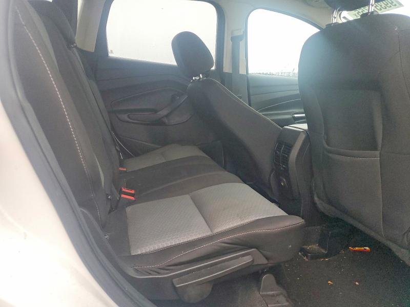Photo 11 from auction – 2017 FORD ESCAPE SE with VIN 1FMCU0GDXHUE06023