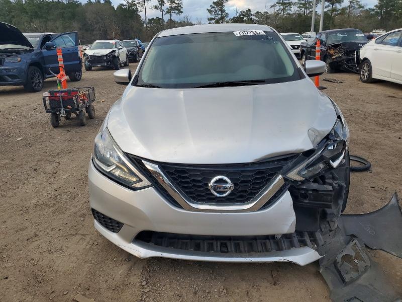 Photo 5 from auction – 2017 NISSAN SENTRA with VIN 3N1AB7AP4HY341473