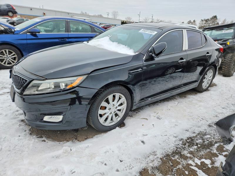 KIA OPTIMA EX 2015 with VIN 5XXGN4A71FG374028 - Photo from auction