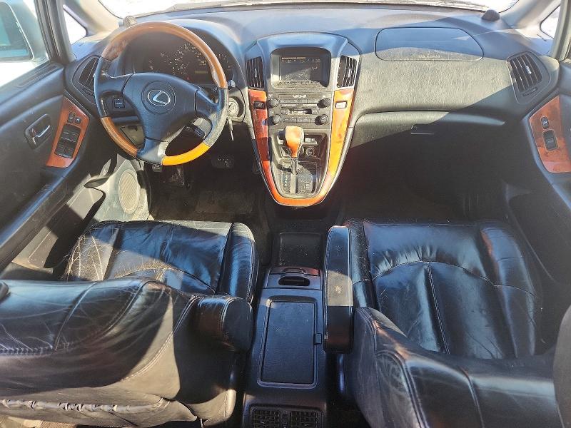 Photo 8 from auction – 2001 LEXUS RX 300 with VIN JTJHF10UX10194741