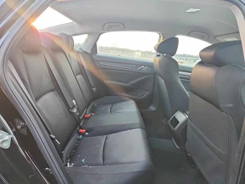 Photo 10 from auction – 2018 HONDA ACCORD with VIN 1HGCV1F15JA131202