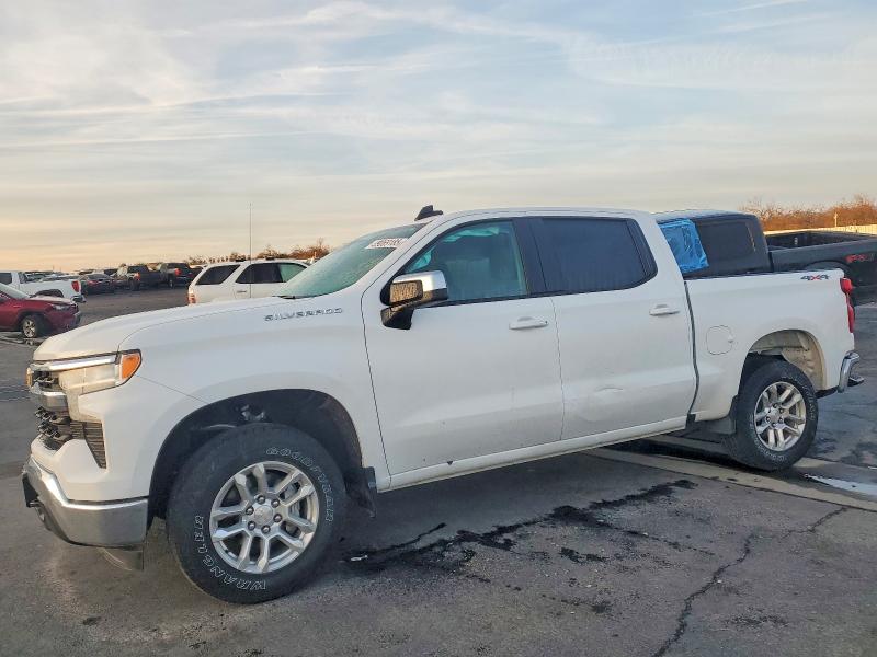 CHEVROLET SILVERADO 2025 with VIN 2GCUKDED6S1171664 - Photo from auction