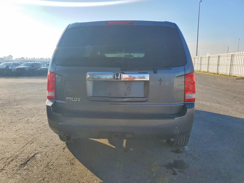 Photo 6 from auction – 2011 HONDA PILOT with VIN 5FNYF3H25BB031693