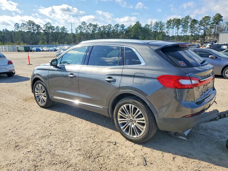 Photo 2 from auction – 2017 LINCOLN MKX with VIN 2LMPJ6LR6HBL48615