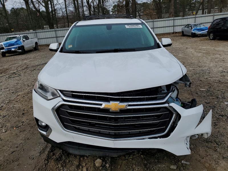 Photo 5 from auction – 2018 CHEVROLET TRAVERSE L with VIN 1GNERGKW3JJ107682