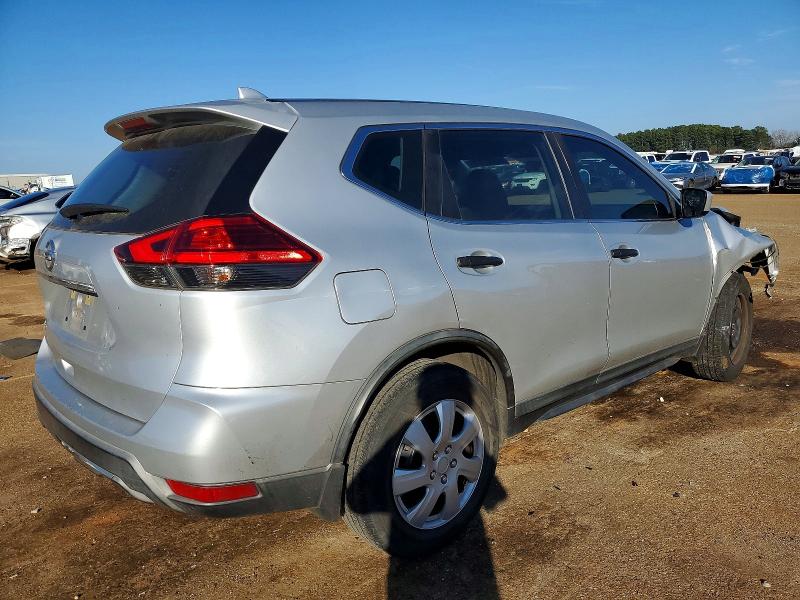 Photo 3 from auction – 2017 NISSAN ROGUE with VIN KNMAT2MT4HP557959