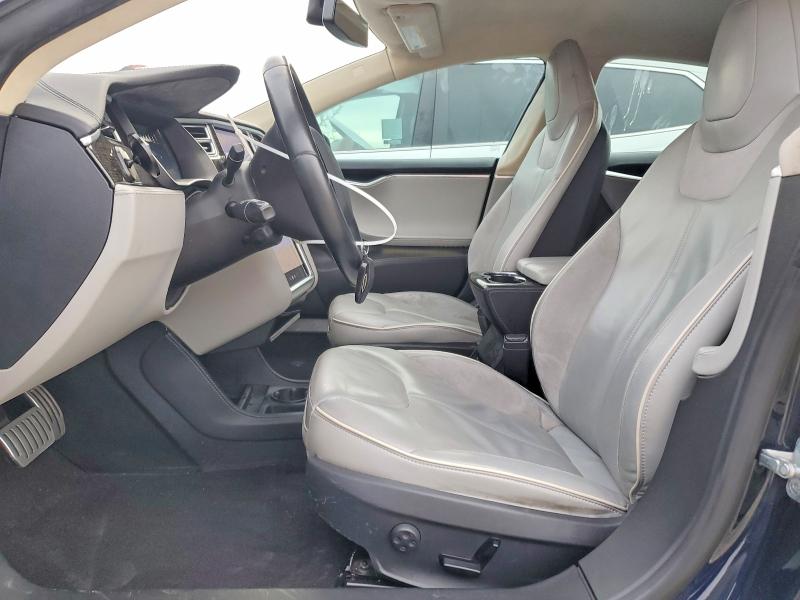 Photo 7 from auction – 2014 TESLA MODEL S with VIN 5YJSA1H16EFP43859
