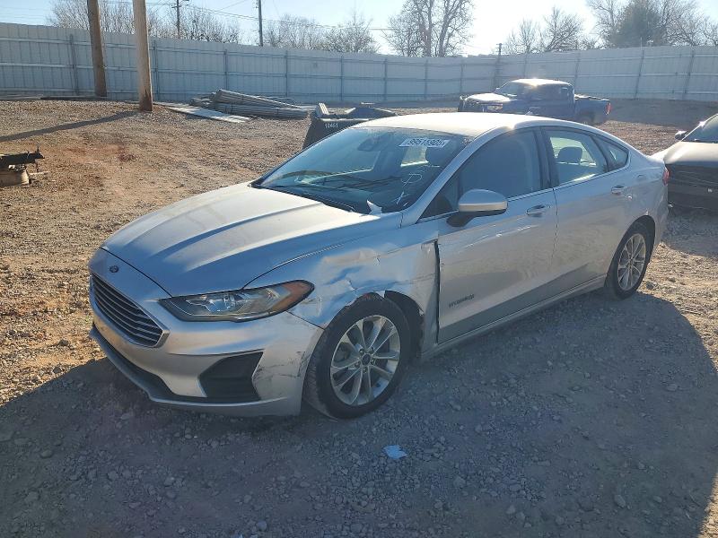 FORD FUSION SE 2019 with VIN 3FA6P0LU1KR206571 - Photo from auction