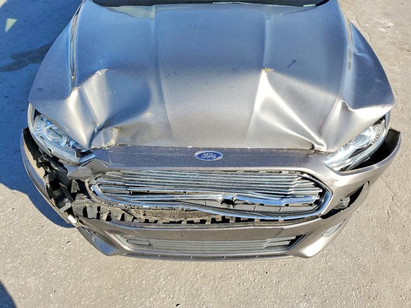 Photo 11 from auction – 2014 FORD FUSION SE with VIN 3FA6P0H72ER257889