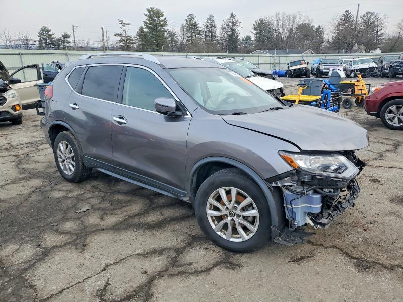 Photo 4 from auction – 2018 NISSAN ROGUE S with VIN KNMAT2MV2JP611928