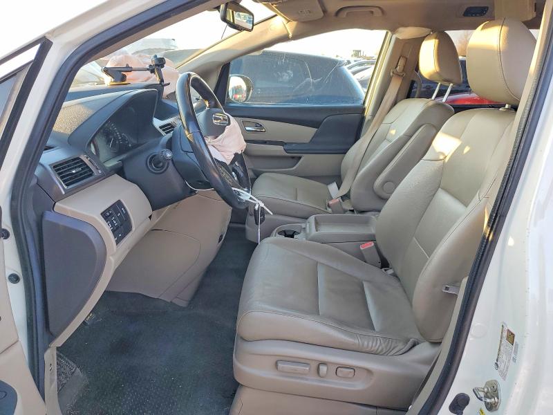Photo 7 from auction – 2014 HONDA ODYSSEY TO with VIN 5FNRL5H91EB080836