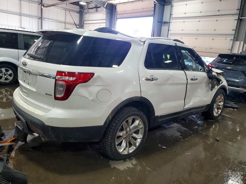 Photo 3 from auction – 2011 FORD EXPLORER L with VIN 1FMHK8F88BGA27638