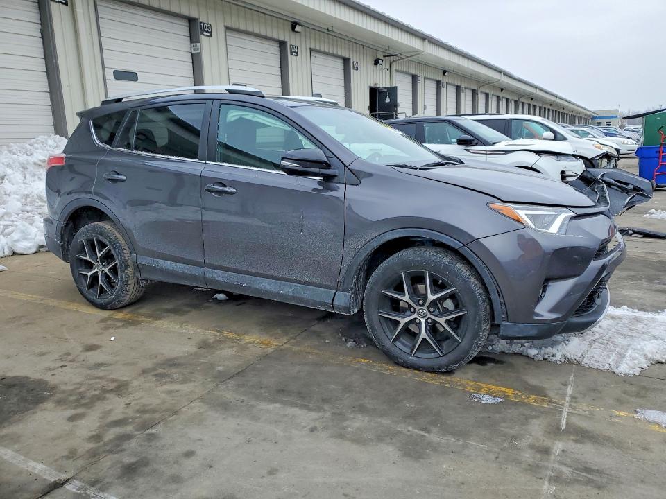 Foto 4 de la subasta – 2016 TOYOTA RAV4 SE con VIN 2T3JFREV0GW508907