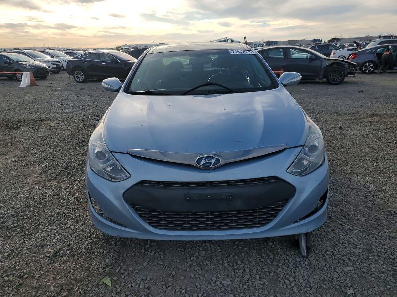 Photo 5 from auction – 2011 HYUNDAI SONATA HYBRID with VIN KMHEC4A47BA010944