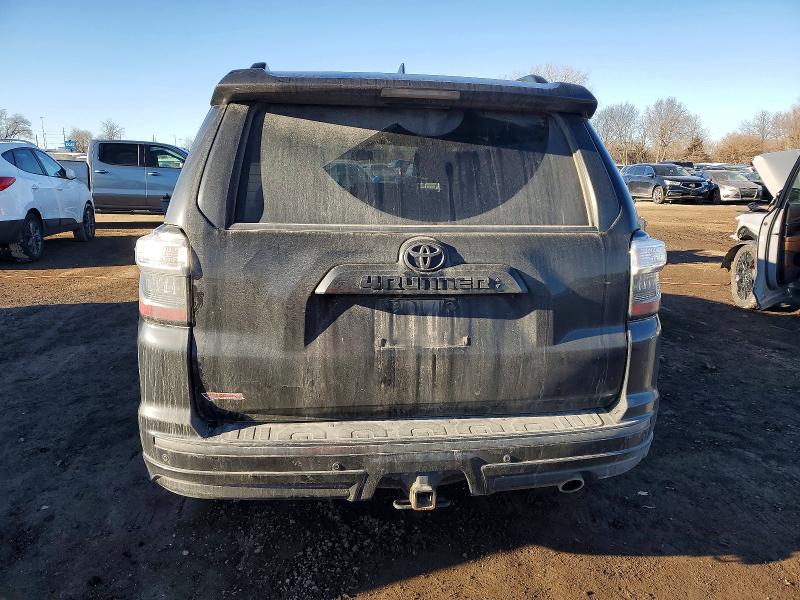 Photo 6 from auction – 2019 TOYOTA 4RUNNER SR with VIN JTEBU5JR9K5730966