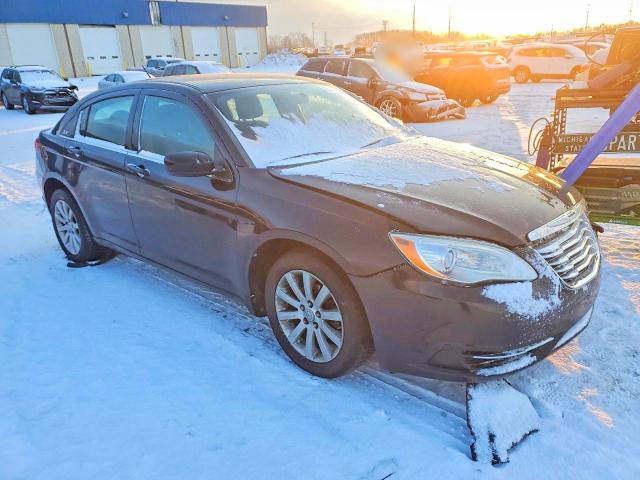 Photo 4 from auction – 2012 CHRYSLER 200 TOURIN with VIN 1C3CCBBB8CN131719