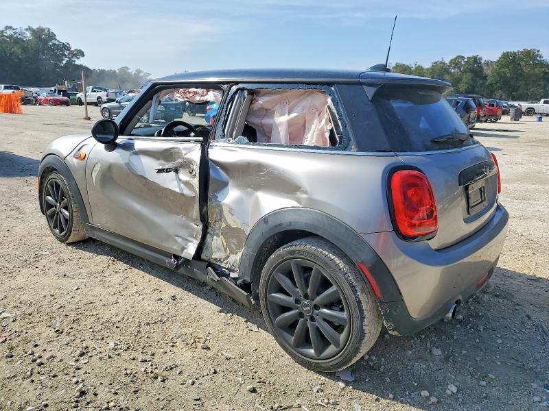 Photo 2 from auction – 2017 MINI COOPER with VIN WMWXP5C36H2D16791