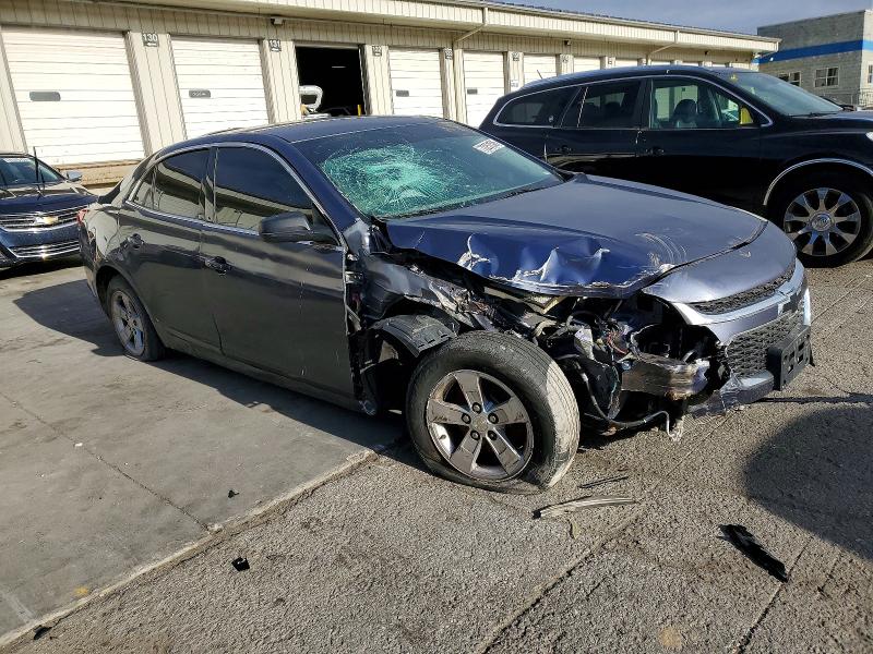 Foto 4 de la subasta – 2015 CHEVROLET MALIBU LS con VIN 1G11B5SLXFF192965