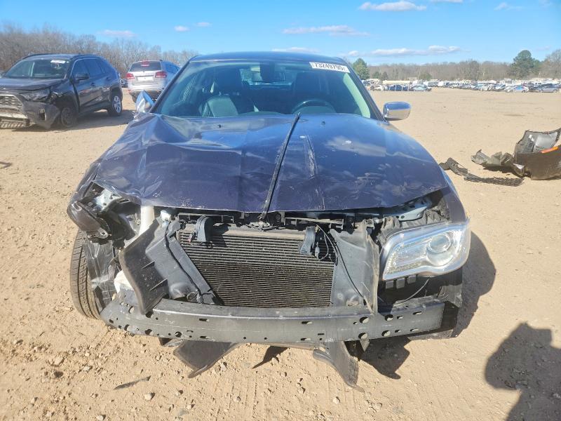 Photo 5 from auction – 2019 CHRYSLER 300 with VIN 2C3CCAEG0KH697592
