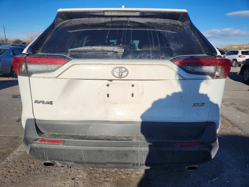Photo 6 from auction – 2023 TOYOTA RAV4 with VIN 2T3W1RFV0PW283410