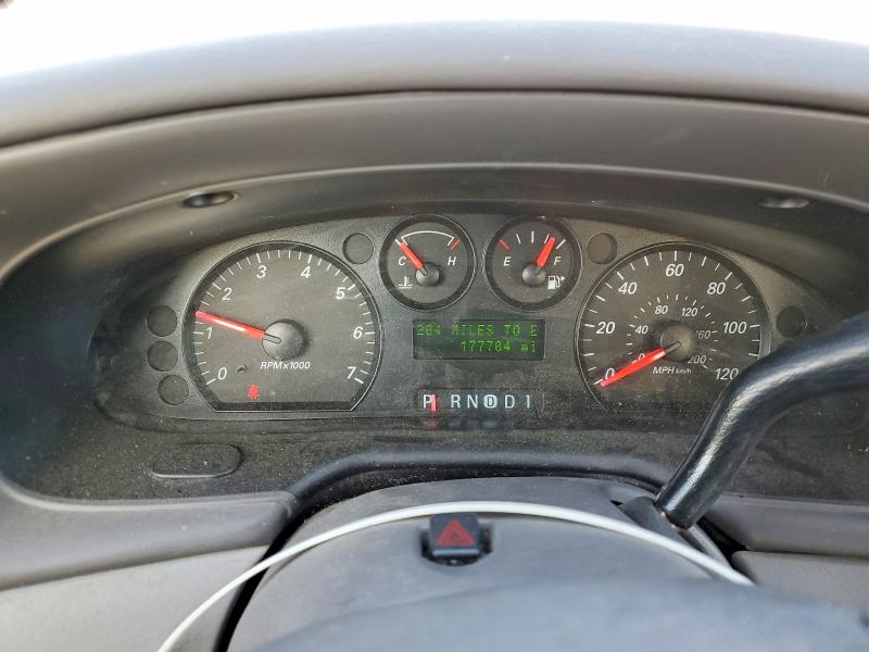 Photo 9 from auction – 2005 FORD TAURUS SE with VIN 1FAFP53215A138976