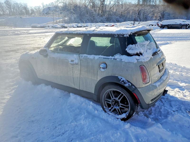 Photo 2 from auction – 2005 MINI COOPER with VIN WMWRE33505TG96737