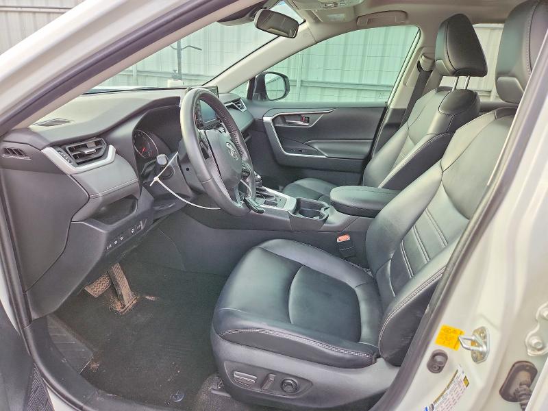 Photo 7 from auction – 2019 TOYOTA RAV4 with VIN 2T3A1RFV2KC046907