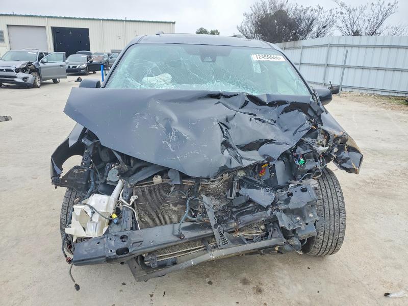 Photo 5 from auction – 2020 TOYOTA SIENNA with VIN 5TDYZ3DC1LS065195