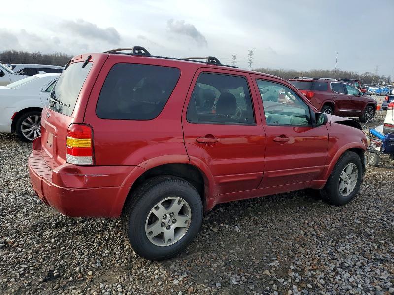 Photo 3 from auction – 2005 FORD ESCAPE with VIN 1FMCU041X5KB11179