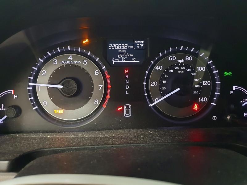 Photo 9 from auction – 2016 HONDA ODYSSEY with VIN 5FNRL5H6XGB050629