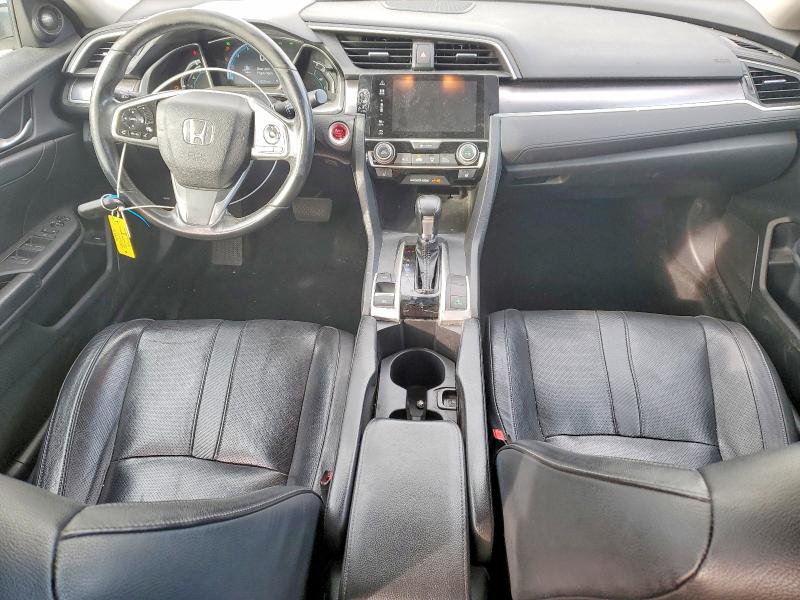 Photo 8 from auction – 2016 HONDA CIVIC with VIN 2HGFC1F92GH657693