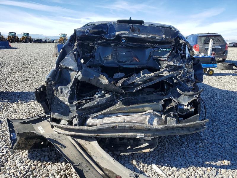 Photo 6 from auction – 2017 BMW 320 XI with VIN WBA8A3C36HK693127