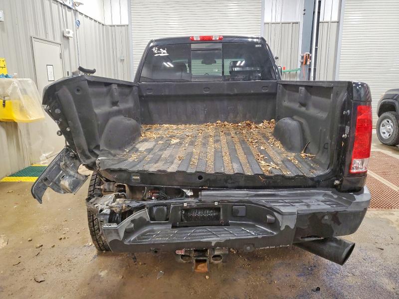 Photo 6 from auction – 2012 GMC SIERRA K25 with VIN 1GT125E87CF232736