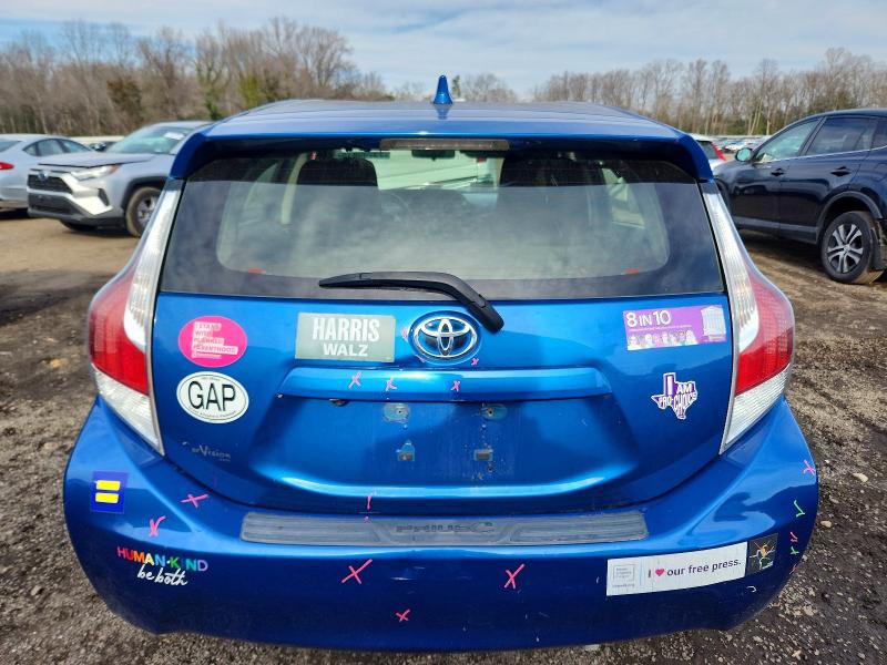 Photo 6 from auction – 2016 TOYOTA PRIUS C with VIN JTDKDTB35G1589315