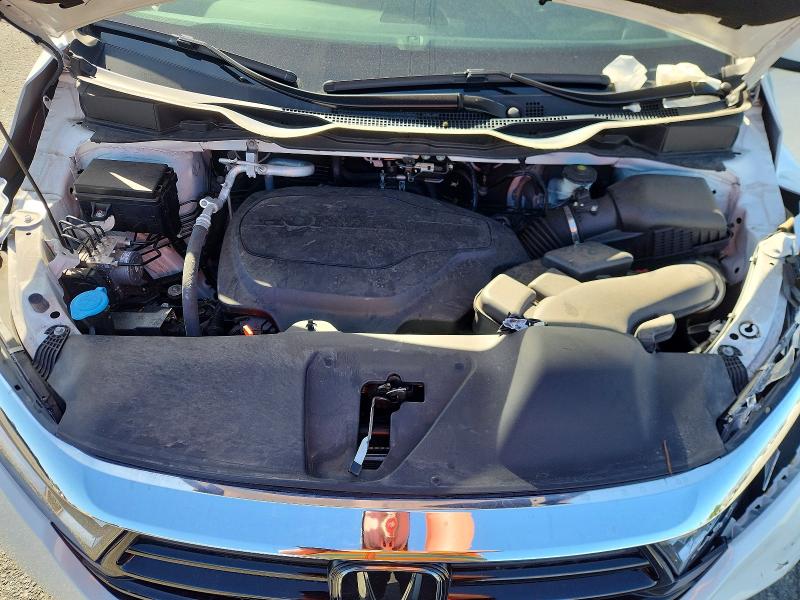 Photo 12 from auction – 2024 HONDA ODYSSEY with VIN 5FNRL6H65RB008264