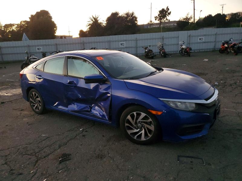 Zdjęcie 4 z aukcji – 2018 HONDA CIVIC z VIN 19XFC2F71JE205241