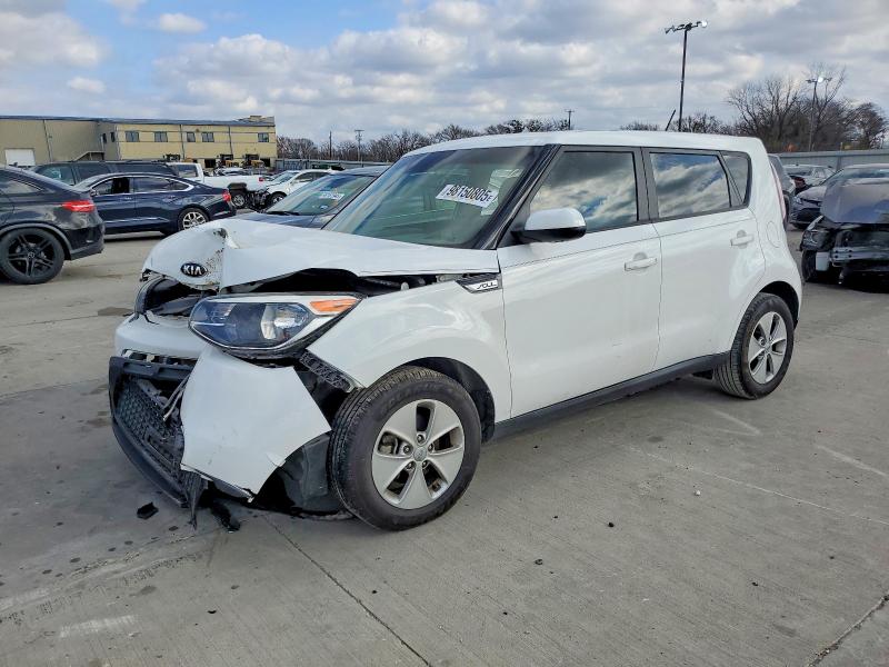 KIA SOUL 2016 with VIN KNDJN2A28G7360362 - Photo from auction