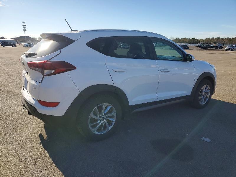 Photo 3 from auction – 2016 HYUNDAI TUCSON LIM with VIN KM8J3CA41GU163978