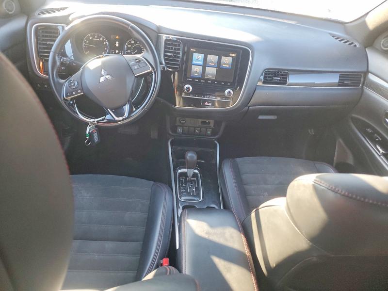 Photo 8 from auction – 2020 MITSUBISHI OUTLANDER with VIN JA4AD3A37LZ040430