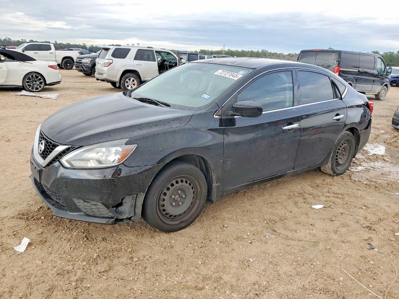 NISSAN SENTRA 2016 with VIN 3N1AB7APXGY267734 - Photo from auction