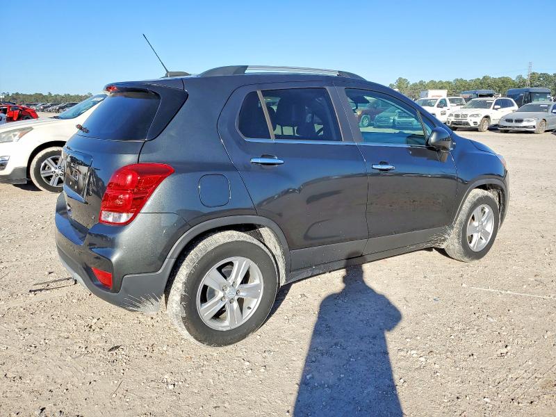Photo 3 from auction – 2020 CHEVROLET TRAX with VIN 3GNCJLSB9LL125586