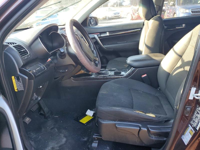 Photo 7 from auction – 2014 KIA SORENTO LX with VIN 5XYKT3A64EG472529