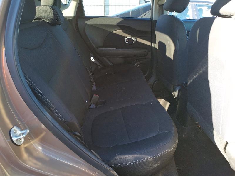 Photo 11 from auction – 2015 KIA SOUL with VIN KNDJN2A2XF7128988
