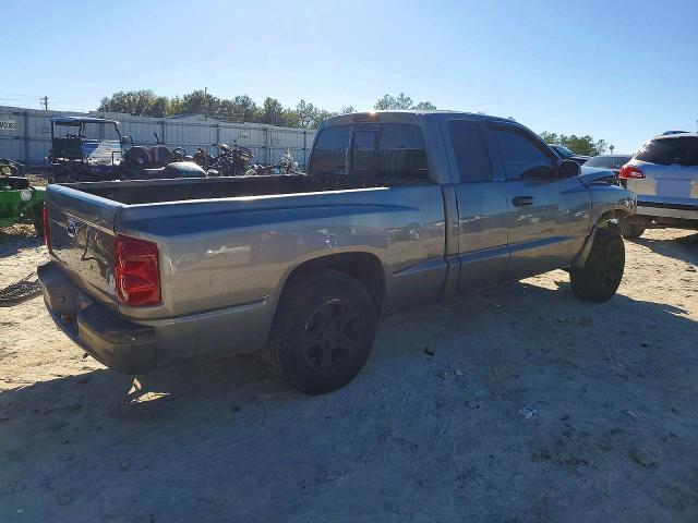 Photo 3 from auction – 2005 DODGE DAKOTA with VIN 1D7HE42N15S198562