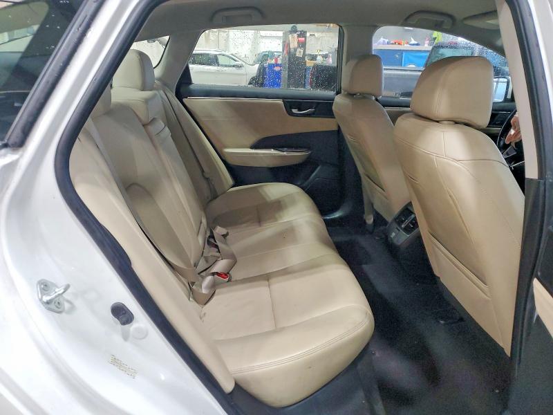 Photo 10 from auction – 2018 HONDA CLARITY with VIN JHMZC5F37JC010116