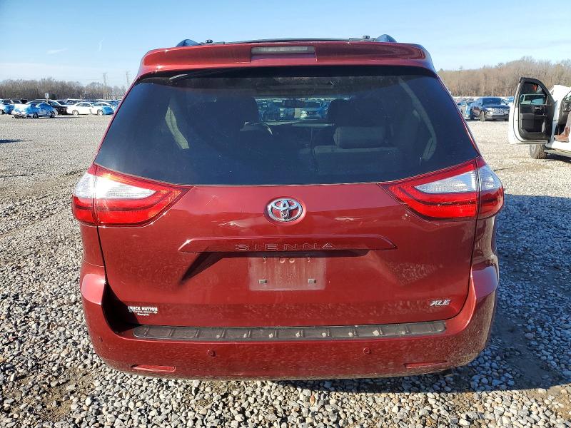 Photo 6 from auction – 2015 TOYOTA SIENNA with VIN 5TDYK3DC7FS682822