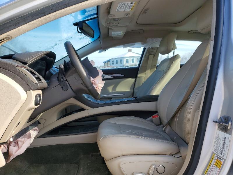 Photo 7 from auction – 2016 LINCOLN MKZ with VIN 3LN6L2J9XGR632925