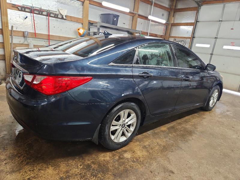 Photo 3 from auction – 2011 HYUNDAI SONATA GLS with VIN 5NPEB4AC4BH203320